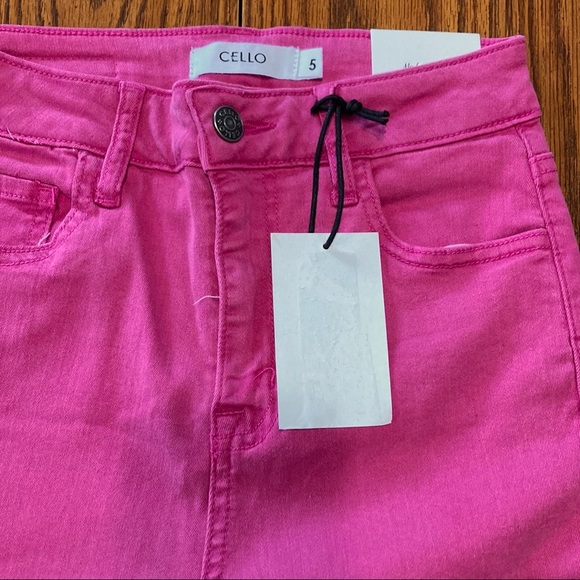 ❤️🔥 (5/20) NWT Cello High Rose Crop Skinny Pink Jeans Size 5 - Picture 9 of 13